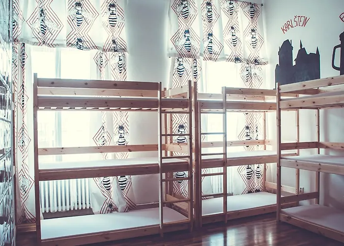 Ibex Hostel *